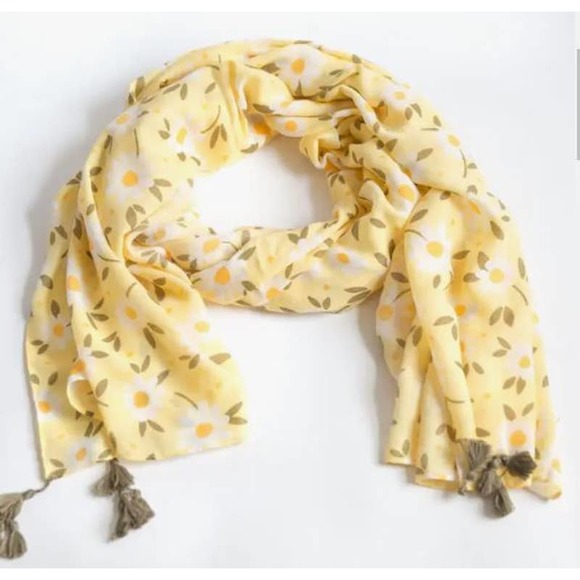 Yellow White Cottage Floral Design Lightweight Tasseled Scarf - Picture 2 of 4